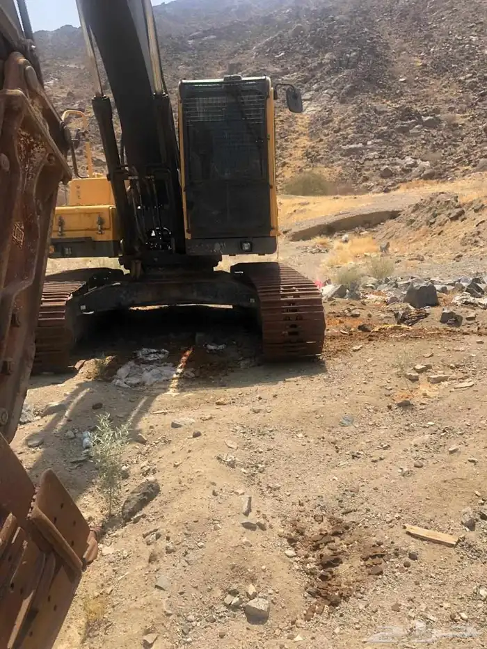 بكلين للبيع 2