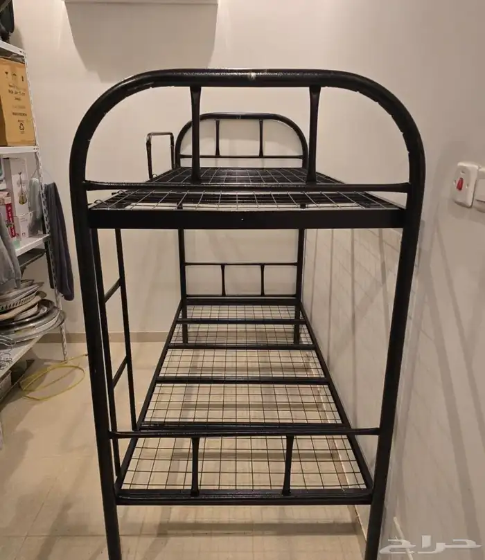 متوفر لدينا   سرير دورين السعر 200  سرير حديد دور واحد السعر 7