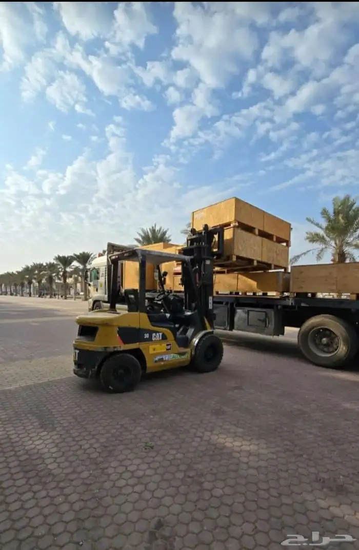 تاجير رافعات شوكيه كرينات مان لفت سيزرلفت بوكلين JCB عمال 27