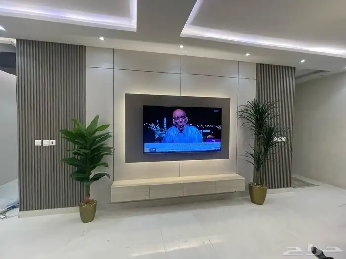 لجميع انواع الديكورات والدهانات 2026 4