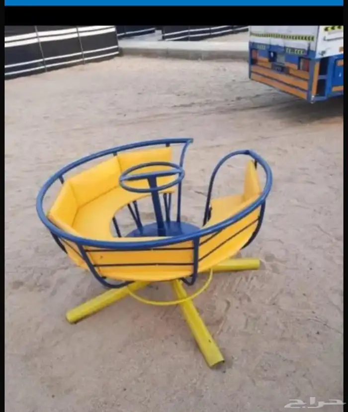 مراجيح متعددة وزحاليق بمجموعات كبيرة ومتوسطة 12