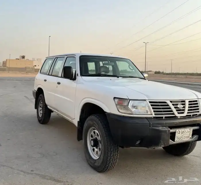 باترول سفارى 2001 مخزن ممتاز 6