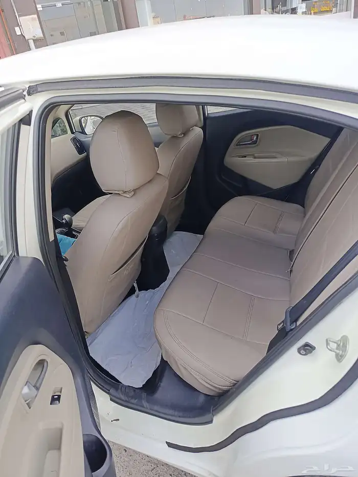 توصيل مدارس في الحلقه وحولها .. رقم الجوال 0