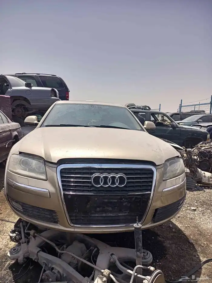 قطع غيار مستخدمه مديل 2009اودي A8 0