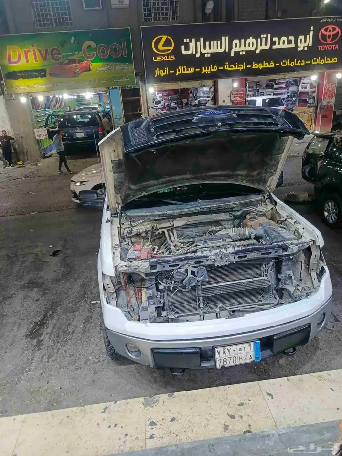 اضواء انوار زنون عدسات لمبات ليدات شمعات اسطبات اصلاح ليد رم 0