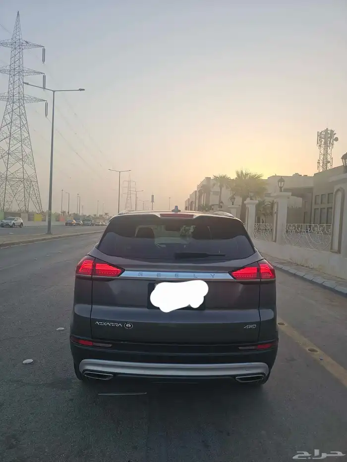 جيلي ازكارا 2023 4