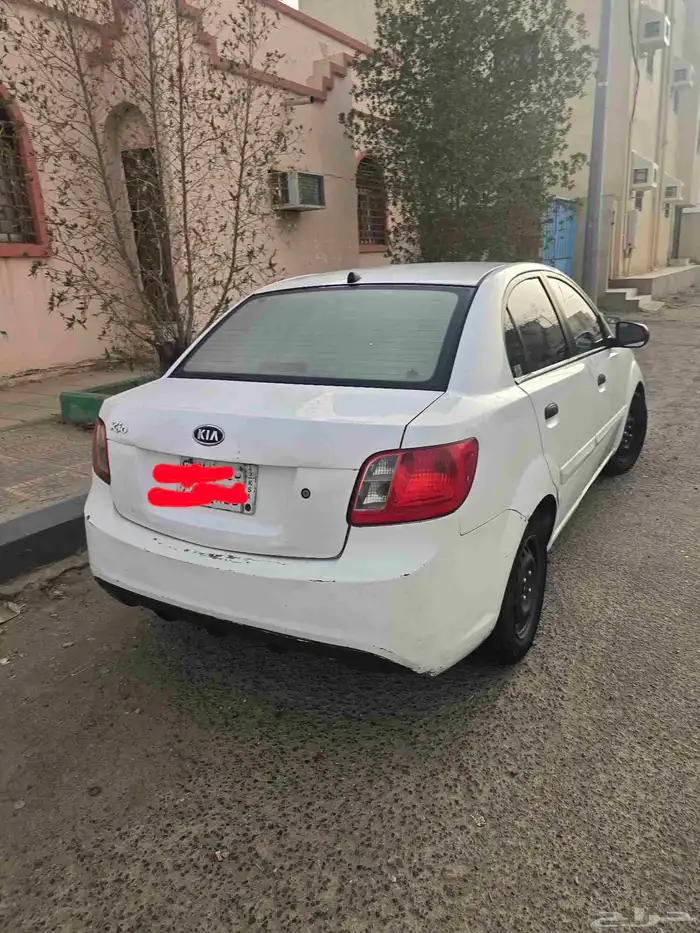 كيا ريو 2011 نظيفه 4