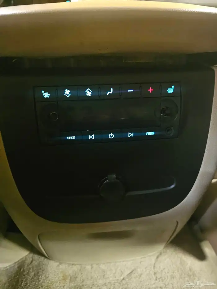 تاهو LTZ 2011 فل كامل دبل شبه الجديد 21