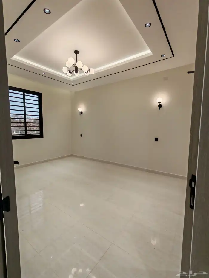 للبيع روف مع ملحق بغرفه مشب تشطيب فاخر باحد رفيده 17