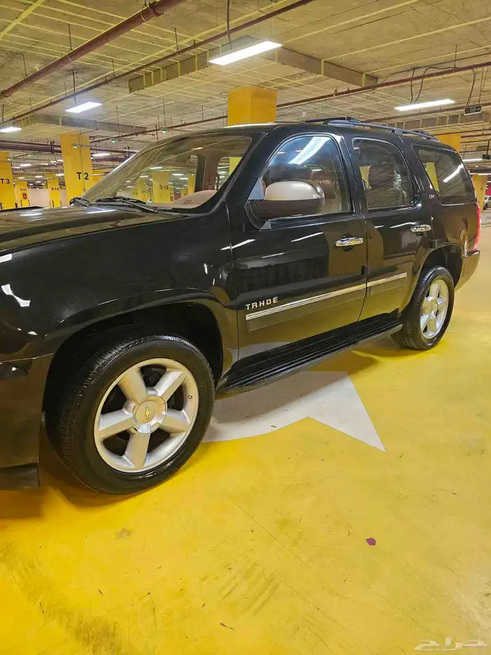 تاهو LTZ 2011 فل كامل دبل شبه الجديد 8