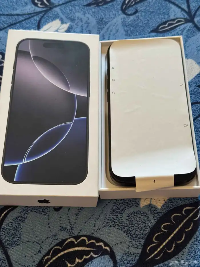 IPhone 16 pro 256GB جديد لم يستخدم بكل أغراضه 2