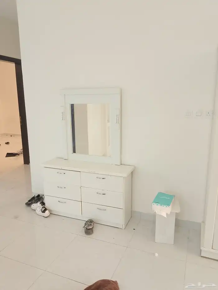 مطبخ بحاله جيده دواليب بحاله جيده وتسريحه 0