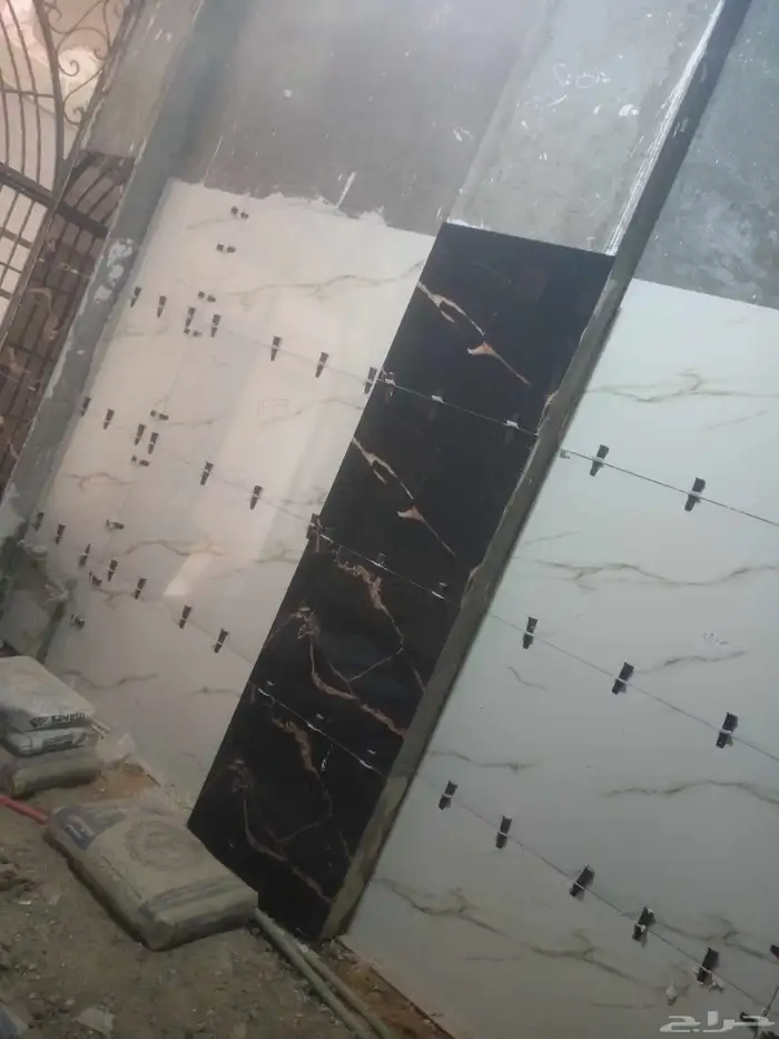 معلم سيراميك مصرى لتركيب البورسلين والرخام opnbook والدرج 24