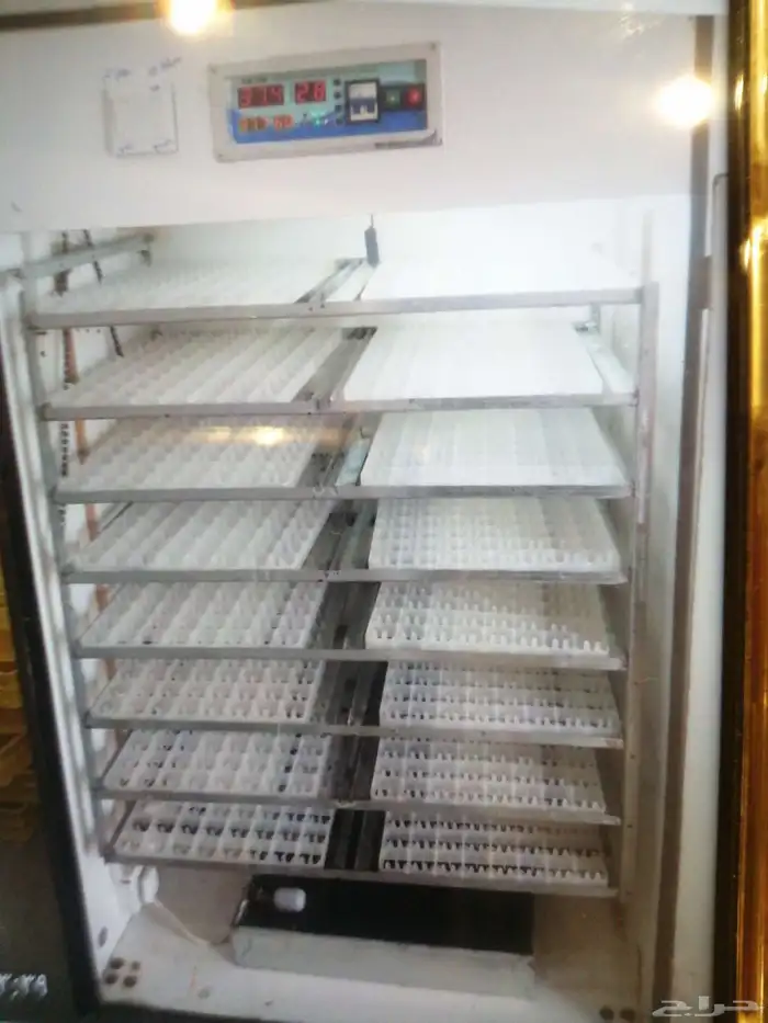 فقاسه اتوماتيك 1400بيضه نظيفه استخدمتها ثلاث مرات 0