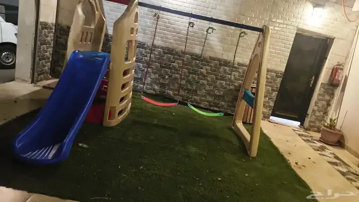 مراجيح متعددة وزحاليق بمجموعات كبيرة ومتوسطة 8