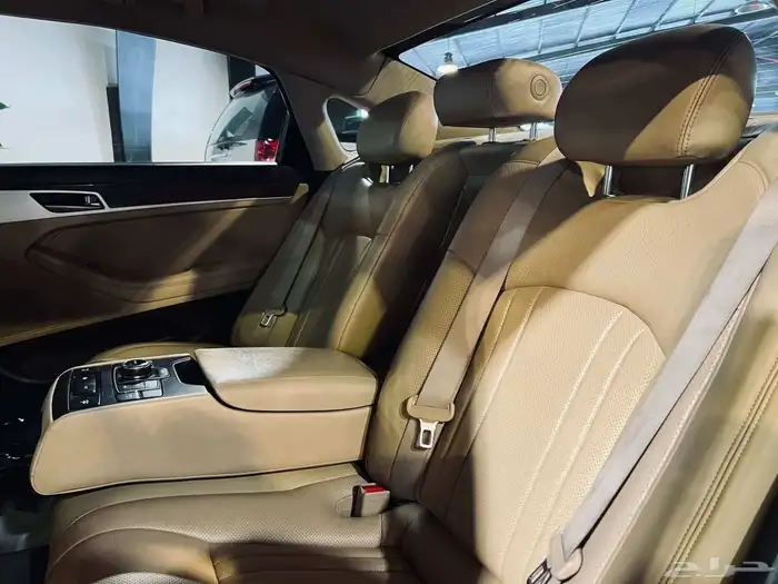 جنسس 2015 V6 G80 بحاله ممتازه ماشاء الله 15
