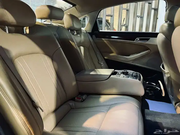 جنسس 2015 V6 G80 بحاله ممتازه ماشاء الله 10