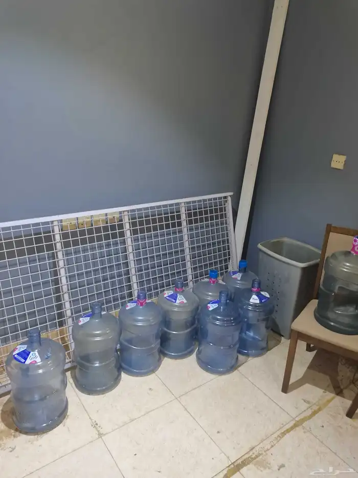 فريزر هاير بحاله جيده - قوارير مياه تانيا 3