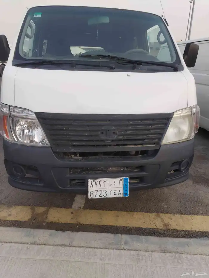 باص ركاب نيسان ديزل 2010 1