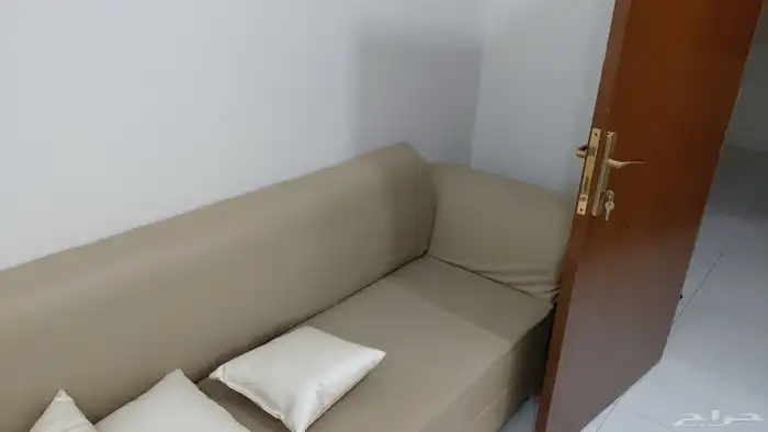 كنب شبه جديد لمجلس كامل.. 2