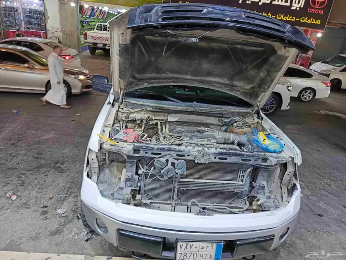 اضواء انوار زنون عدسات لمبات ليدات شمعات اسطبات اصلاح ليد رم 9