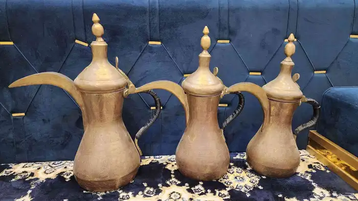 دلال كبار 1