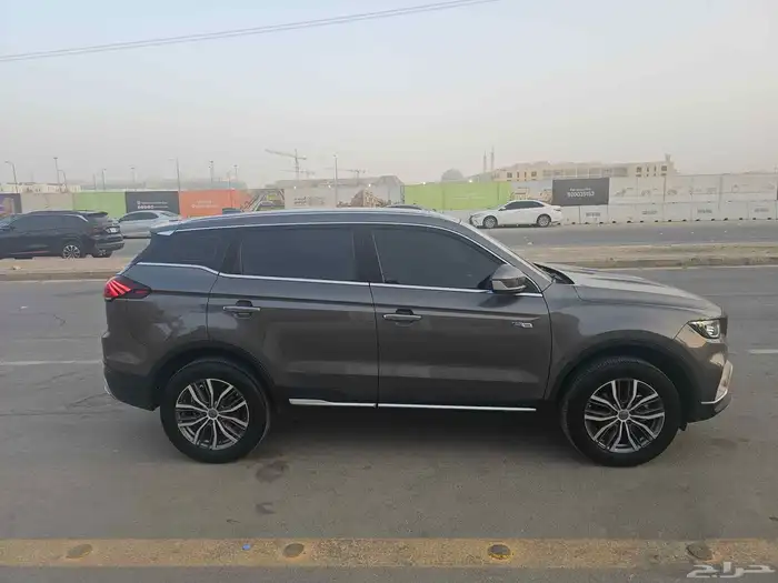جيلي ازكارا 2023 2