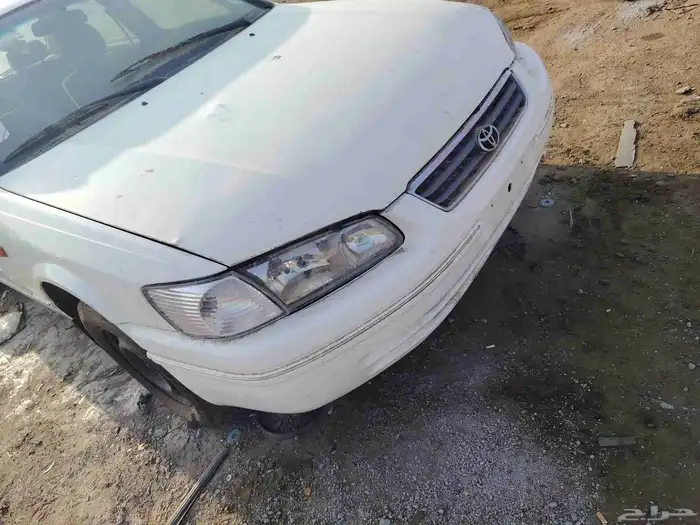 تايوتا كامري 2000 للبيع قطع غيار تشليح 3
