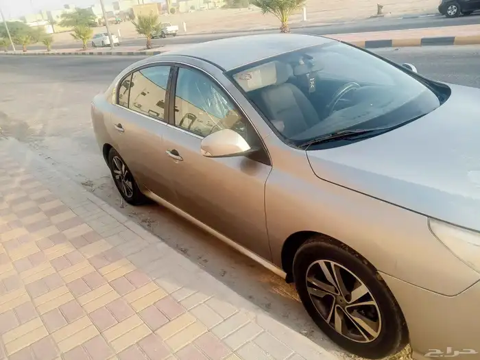 رينو سافران 2012 0