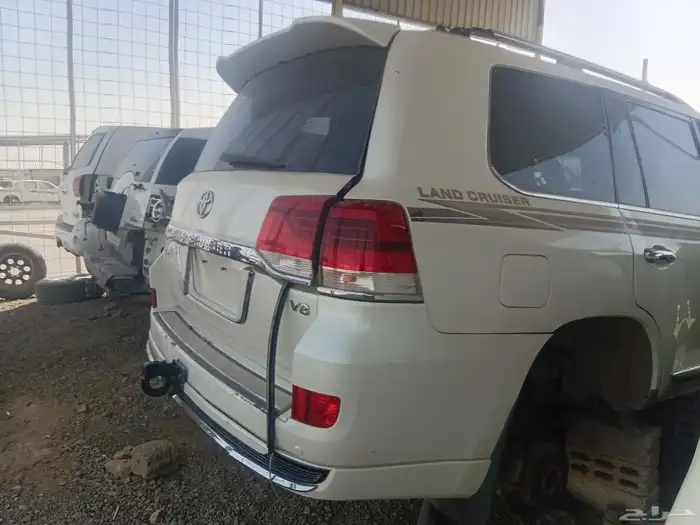 قطع لاندكروزر 5