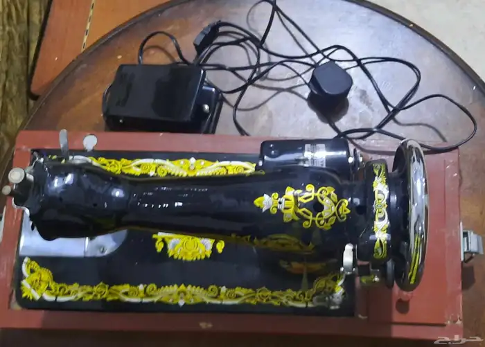 للبيع مكينة ماكينة خياطة JUKKY أصلية نادرة ( تراثية) 3