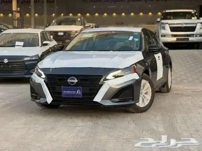 نيسان التيما استاندر 2025 مع صيانه مجانيه 1