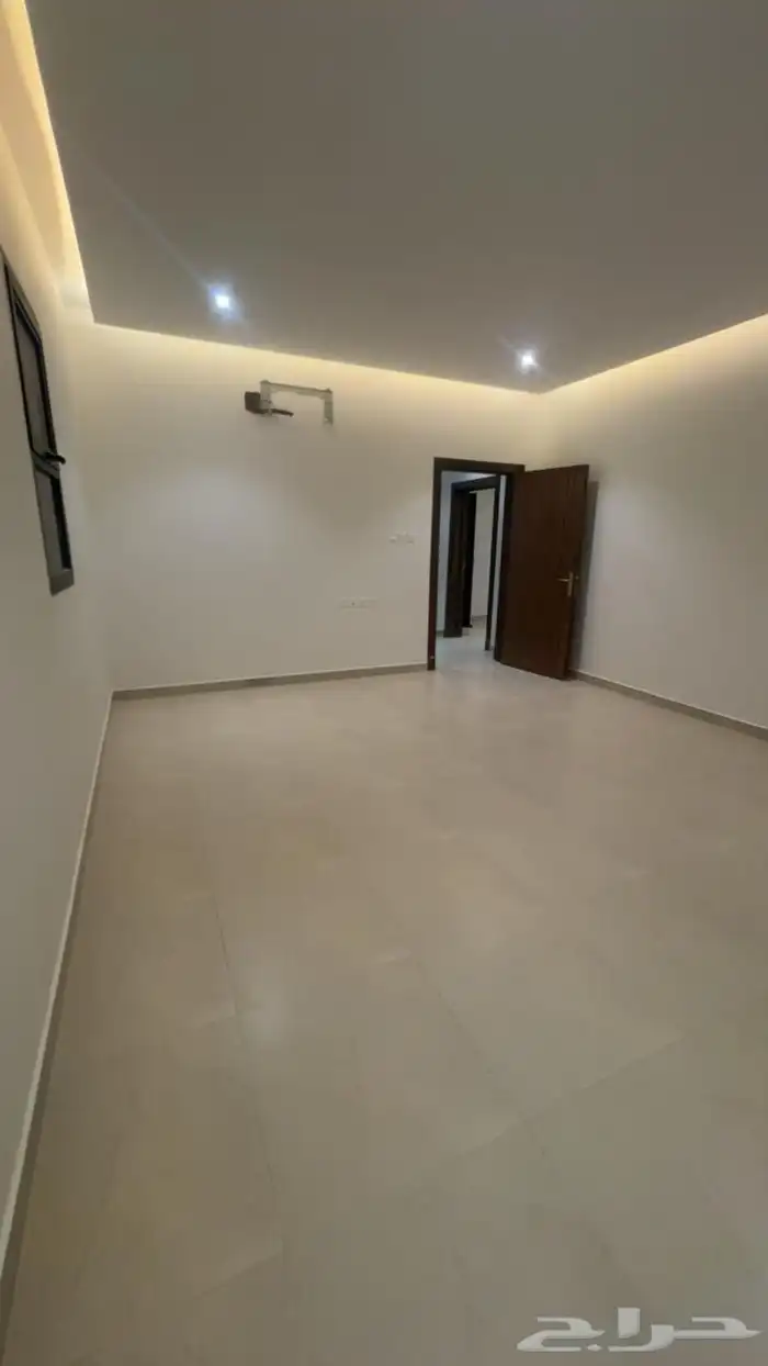 شقه للايجار حي الرمال 0