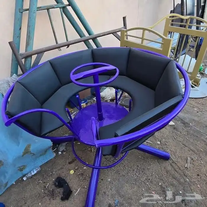 مراجيح متعددة وزحاليق بمجموعات كبيرة ومتوسطة 9