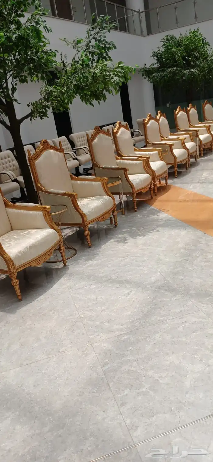 تاجير كنب وطاوله طعام بانواعها وتاجير تاجير كراسي ملكيه تاجي 4