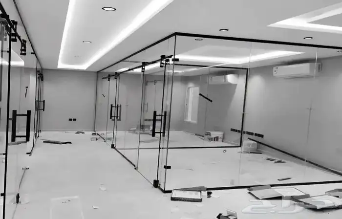 واجهات زجاج سكريت مكاتب 9