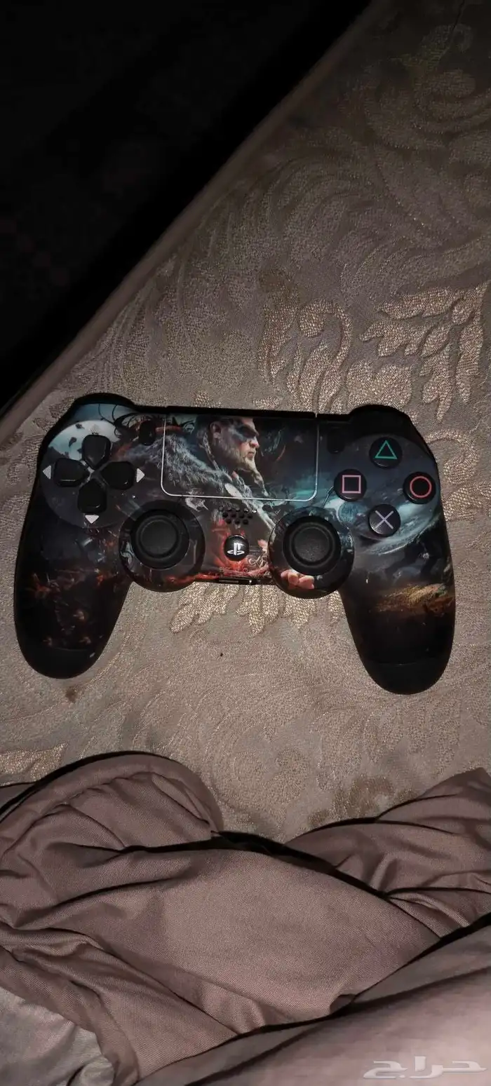 د تحكم بلاي ستيشن 4 (DualShock 4) 3