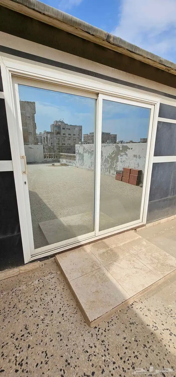 للبيع الومنيوم وحديد خيمه ودواليب مطبخ 0