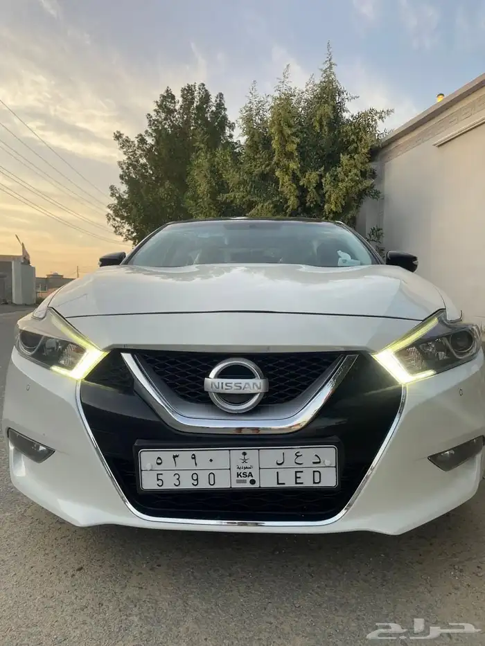 نيسان مكسيما 2018 SV 5
