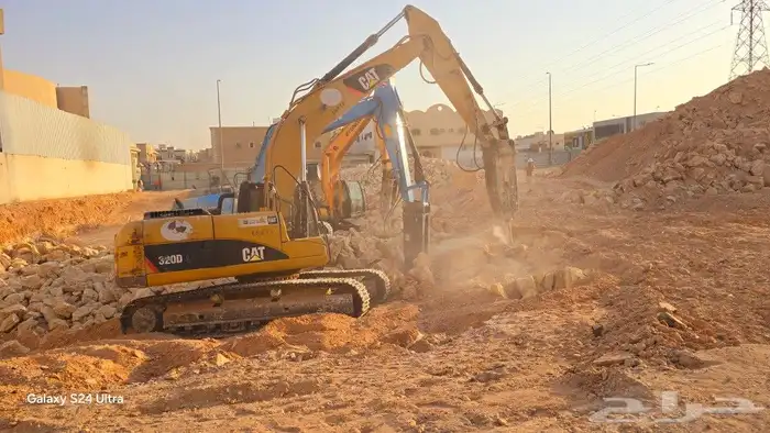 بكلينات حفر ترحيل تاجير هدم شوكيات فركلفتات بوم ترك 5طن10طن 1