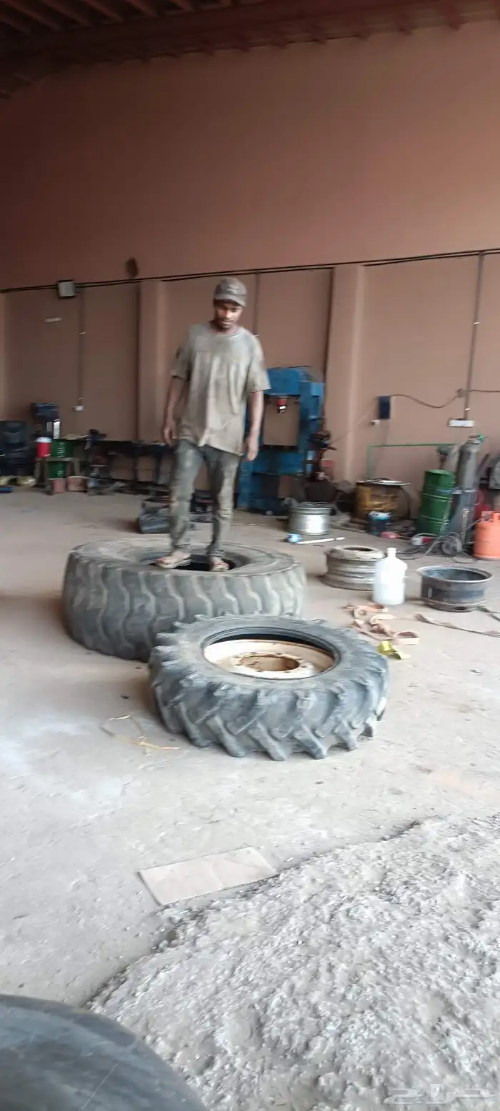 الجنسيه اليمن معلم بنشر جميع انواع الكفرات الصقيره ولكبير 0