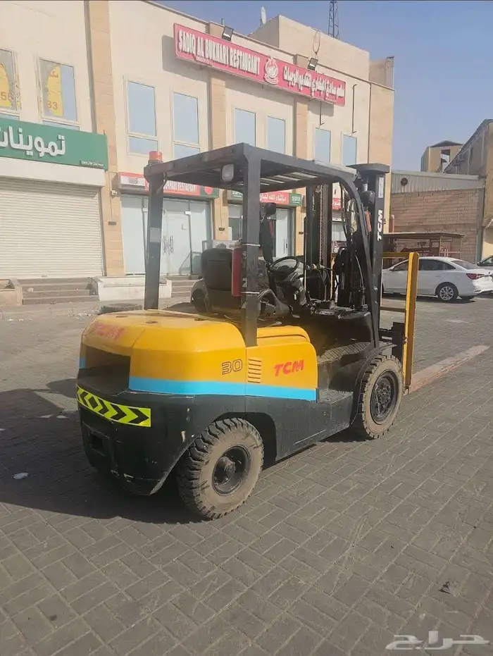 رافعه 3 طن للإيجار 3