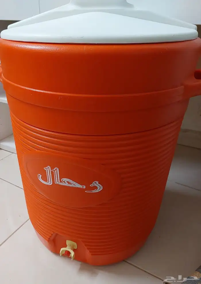 براد أو ترمس أو حافظة ماء 0