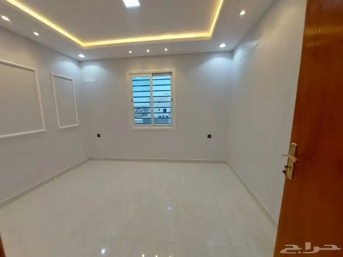 للبيع شقق تمليك بالمحاله ابها علوي بسطح وارضي مدخل خاص 480 12