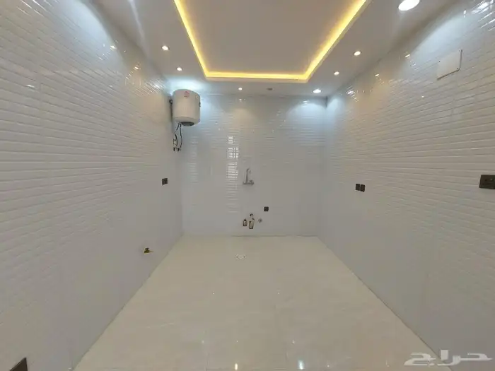 للبيع شقق تمليك بالمحاله ابها علوي بسطح وارضي مدخل خاص 480 7