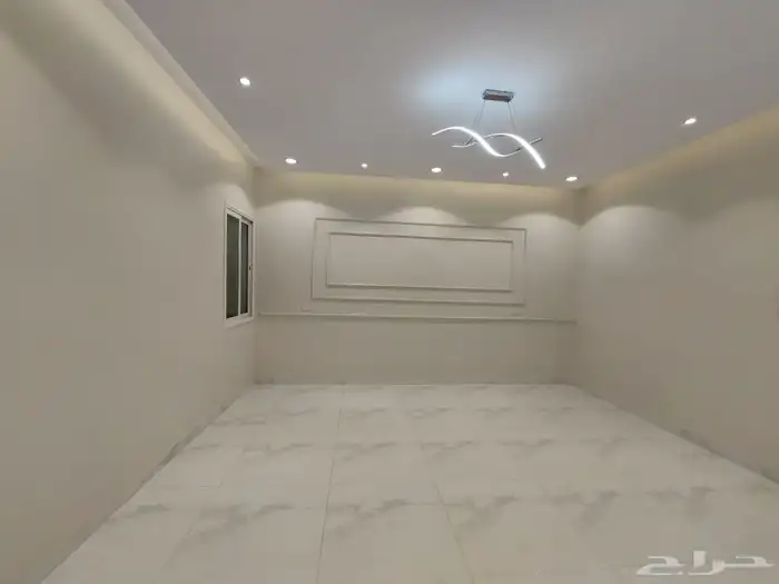للبيع فله روف بالمحاله درج داخلي وخارجي مدخل مستقل بحوش ب750 10