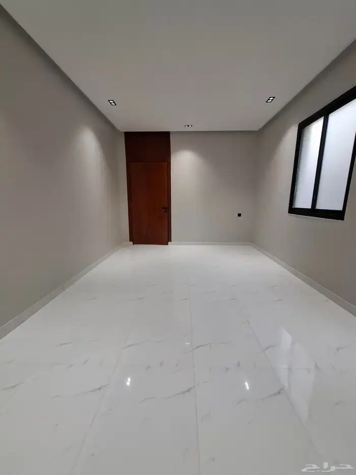 أدوار للبيع عكاظ كل دور بصك 660 7