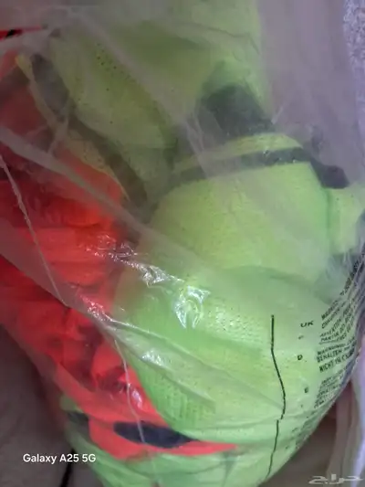 ادوات كره قدم وادوات سباحه 2