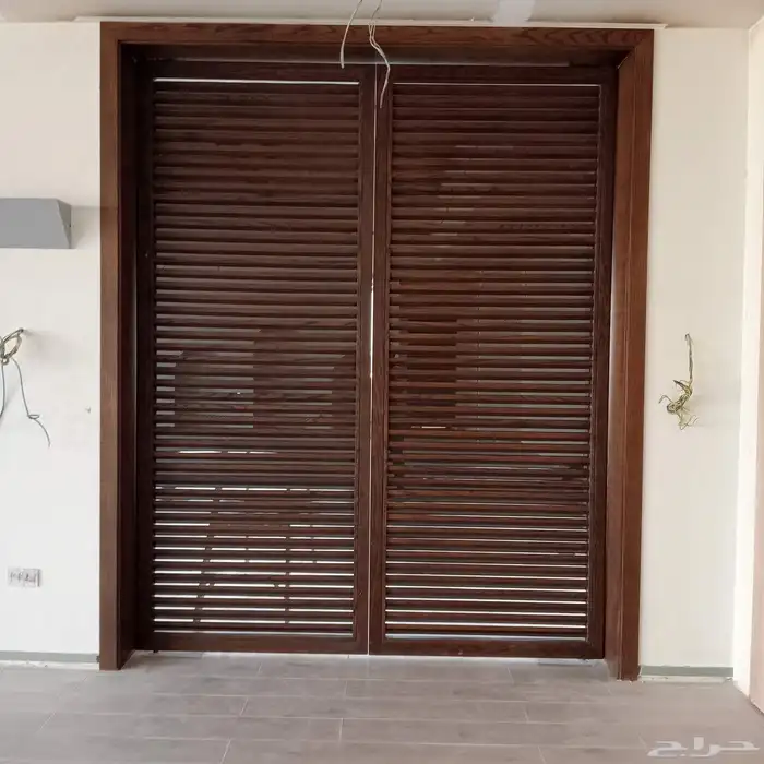 لجميع انواع صيانات الدهانات ابواب غرف نوم دهانات حديد 0