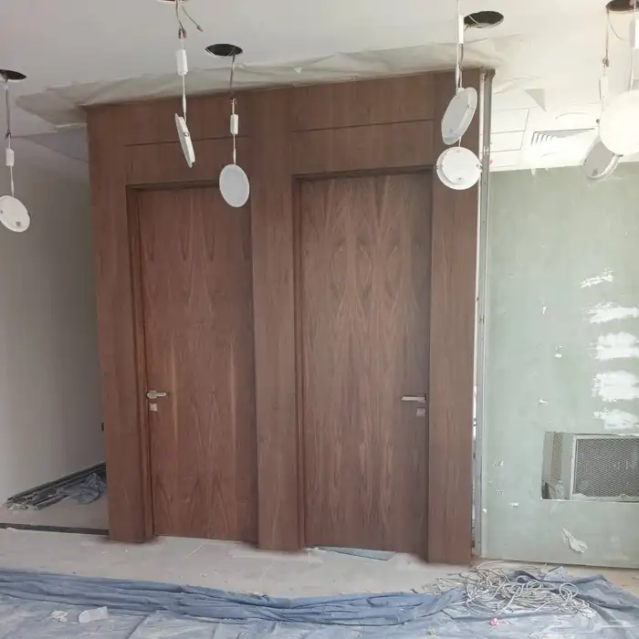 لجميع انواع صيانات الدهانات ابواب غرف نوم دهانات حديد 3